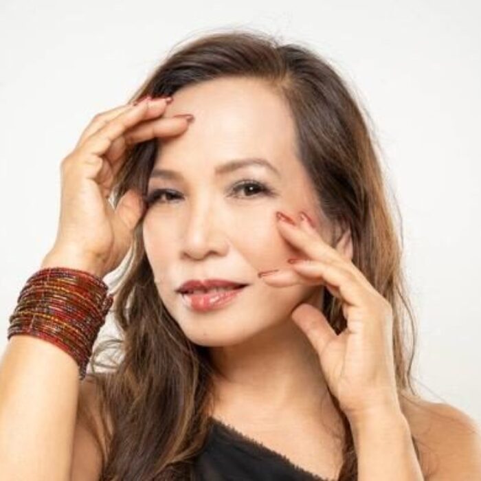 Charito in Paris - Sunset Sunside